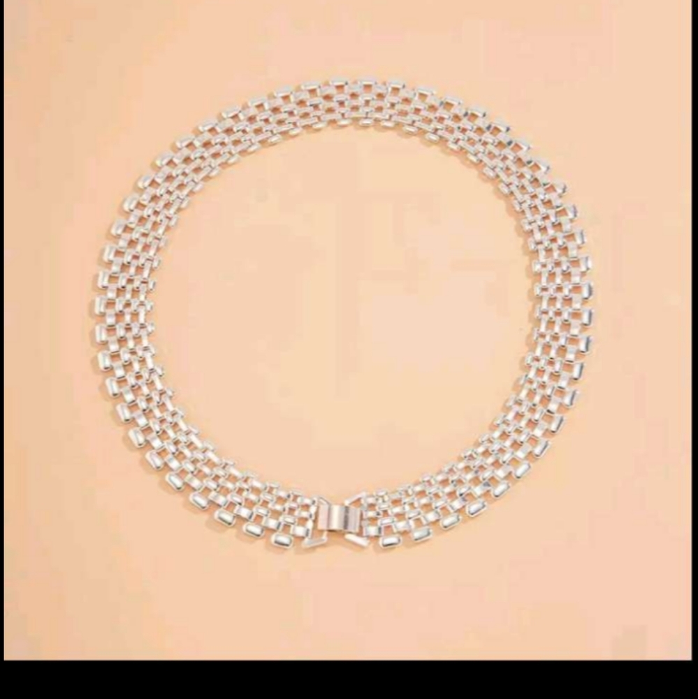 EXAGGERATED CHUNKY THICK CHAIN NECKLACE - Picture 4 of 5